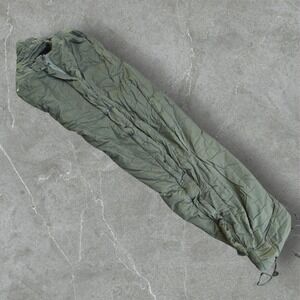 VTG 1986 US Military Intermediate Cold Weather Sleeping Bag Grn 84" Synthtc Hood